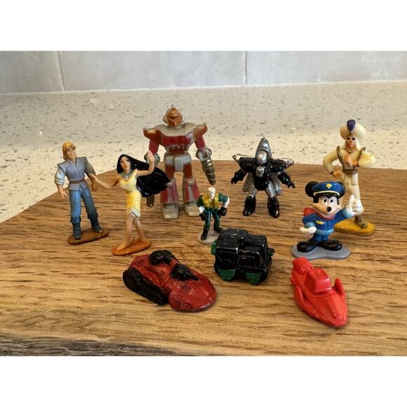 Lot 90s Mini Figures Small Soldiers Aladdin Pocahontas Power Rangers Zeo Zord - Picture 15 of 16